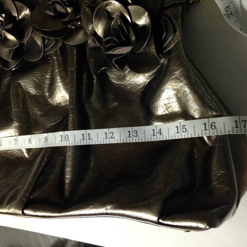 Big Buddha Beautiful Floral Zippered Large Bag - Picture 6 of 8